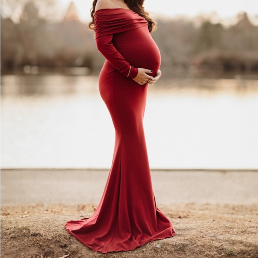Off Shoulders Maternity Dress Long Sleeve Ruched Maternity Gown